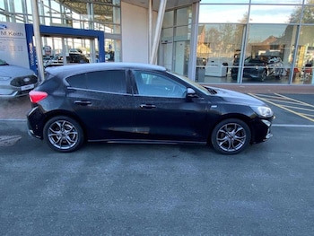 Used Ford Focus 2019 for sale - 76394245: Photo