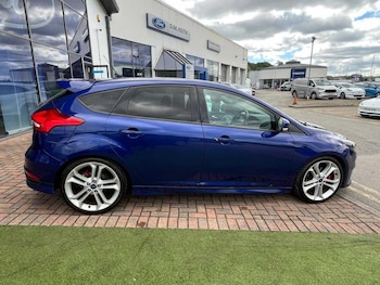 Used Ford Focus 2016 for sale - 79076931: Photo