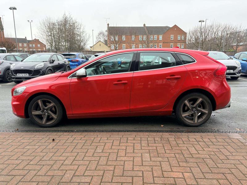 Used Volvo V40 2016 for sale - 77462493: Photo 8