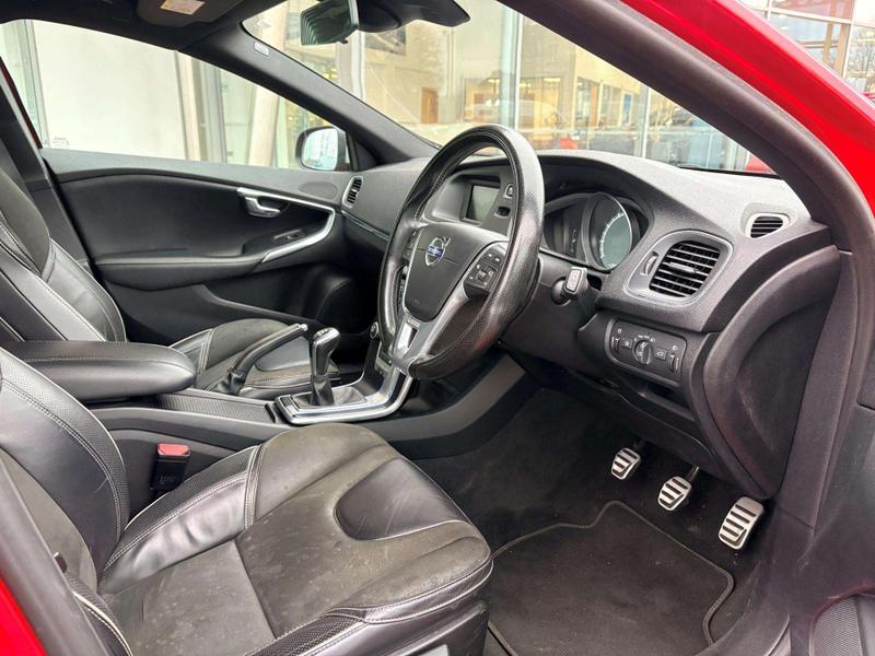 Used Volvo V40 2016 for sale - 77462493: Photo 9