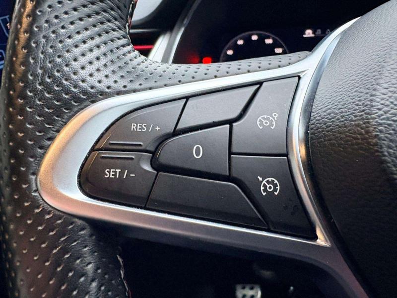 Used Renault Captur 2022 for sale - 76931389: Photo 16