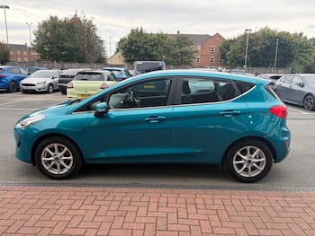 Used Ford Fiesta 2017 for sale - 79674664: Photo