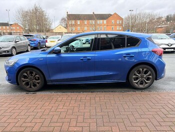 Used Ford Focus 2023 for sale - 77254342: Photo