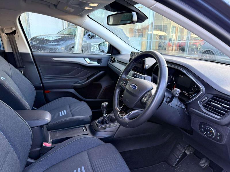 Used Ford Focus 2022 for sale - 76931394: Photo 28