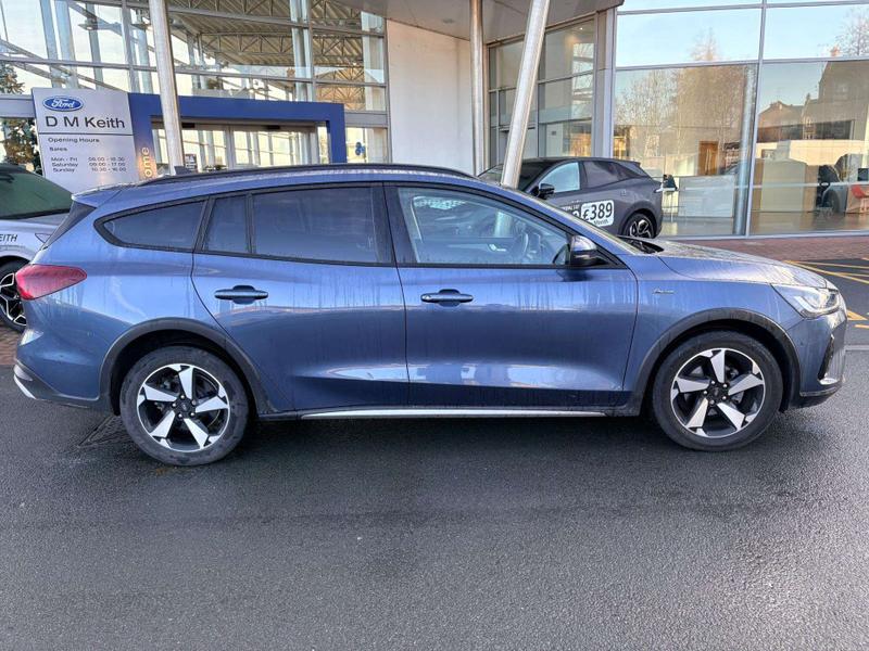 Used Ford Focus 2022 for sale - 76931394: Photo 5