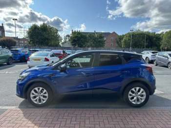 Used Renault Captur 2021 for sale - 75100860: Photo