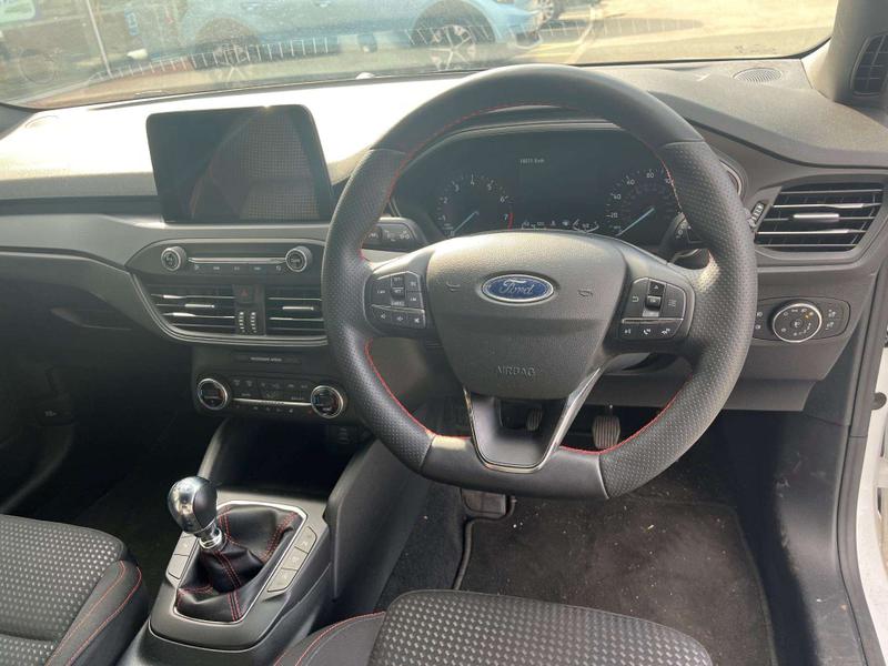 Used Ford Focus 2023 for sale - 77915636: Photo 18