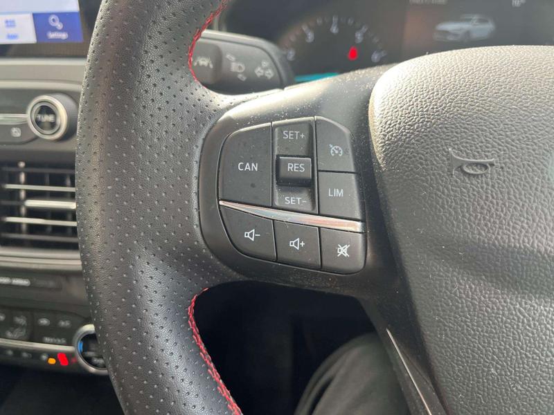 Used Ford Focus 2023 for sale - 77915636: Photo 29