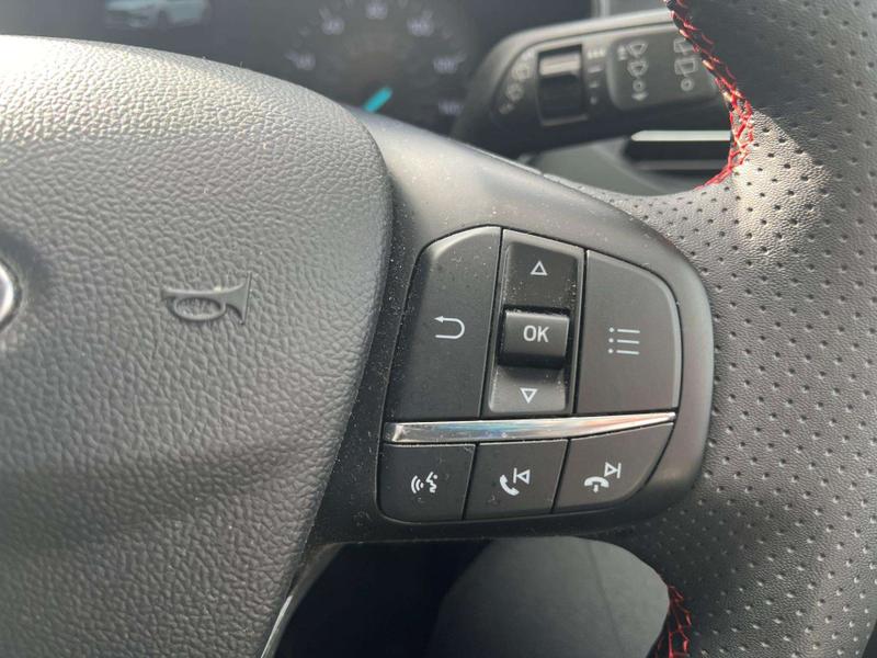 Used Ford Focus 2023 for sale - 77915636: Photo 30