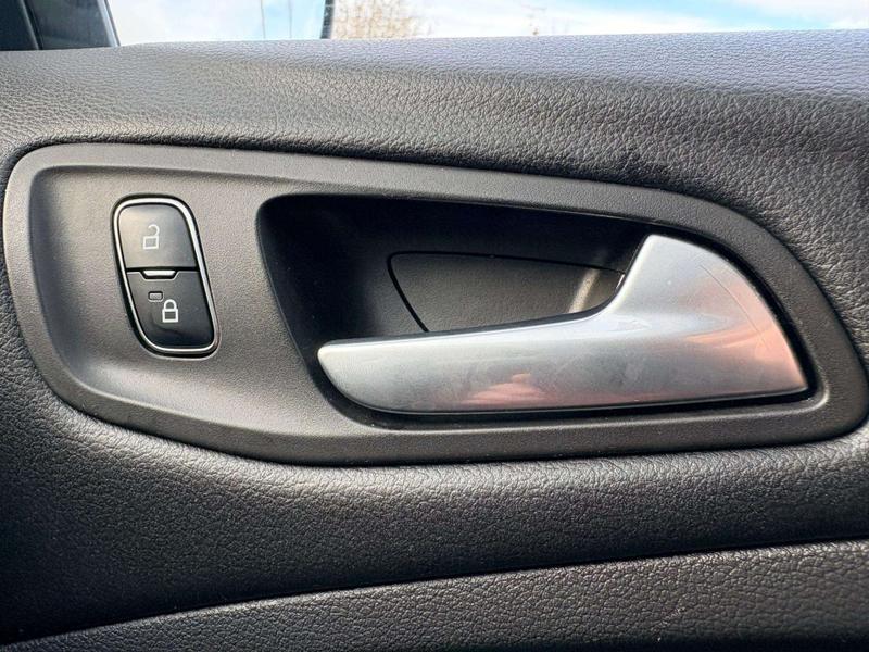 Used Ford Kuga 2017 for sale - 76971904: Photo 29