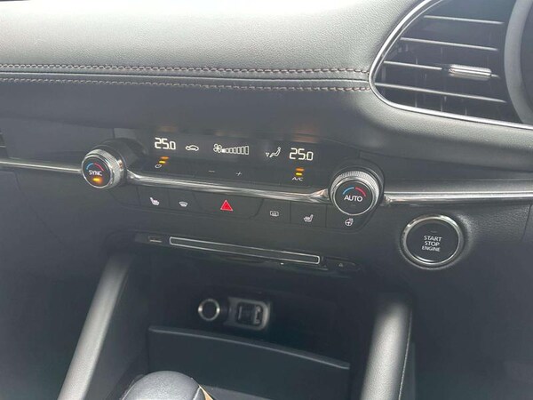 Used Mazda Mazda3 2020 for sale - 76234882: Photo 33