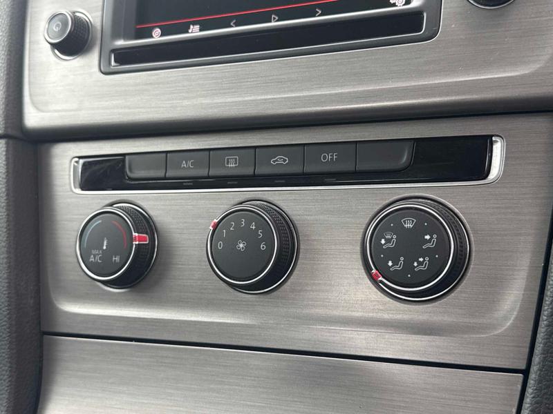 Used Volkswagen Golf 2016 for sale - 78028652: Photo 26