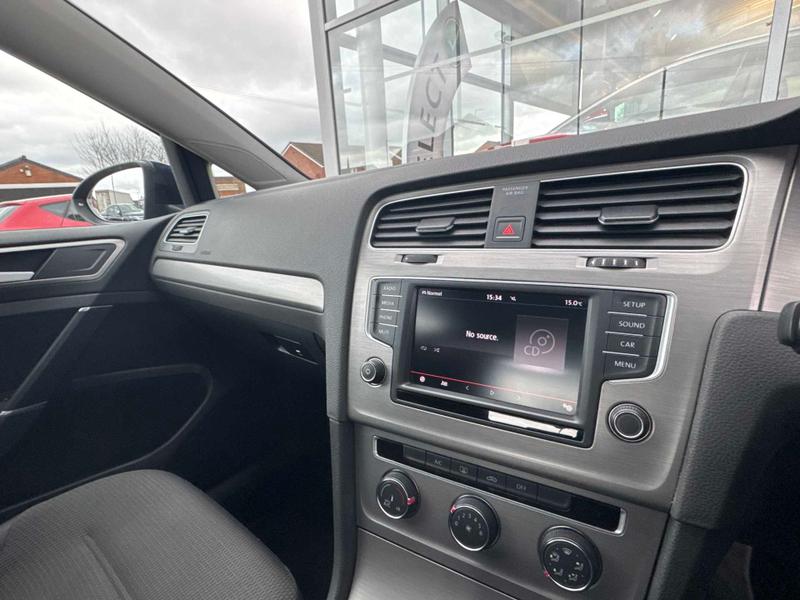 Used Volkswagen Golf 2016 for sale - 78028652: Photo 28