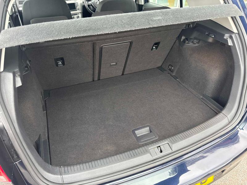 Used Volkswagen Golf 2016 for sale - 78028652: Photo 32