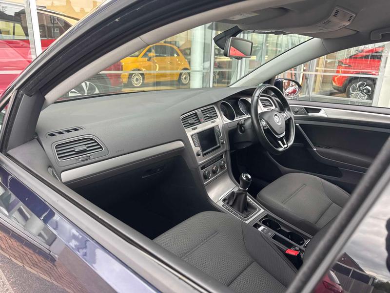 Used Volkswagen Golf 2016 for sale - 78028652: Photo 35