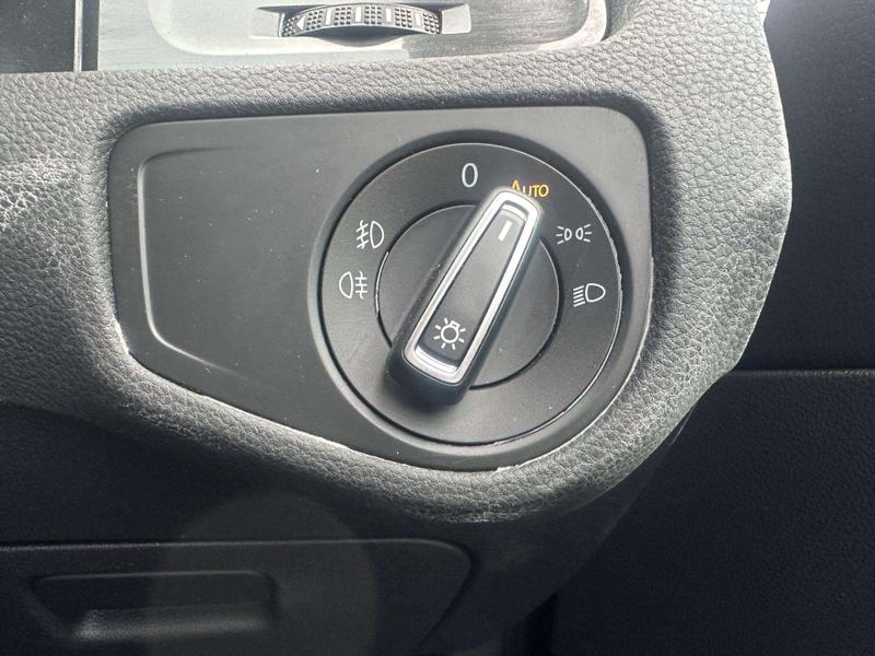 Used Volkswagen Golf 2019 for sale - 75766959: Photo 15