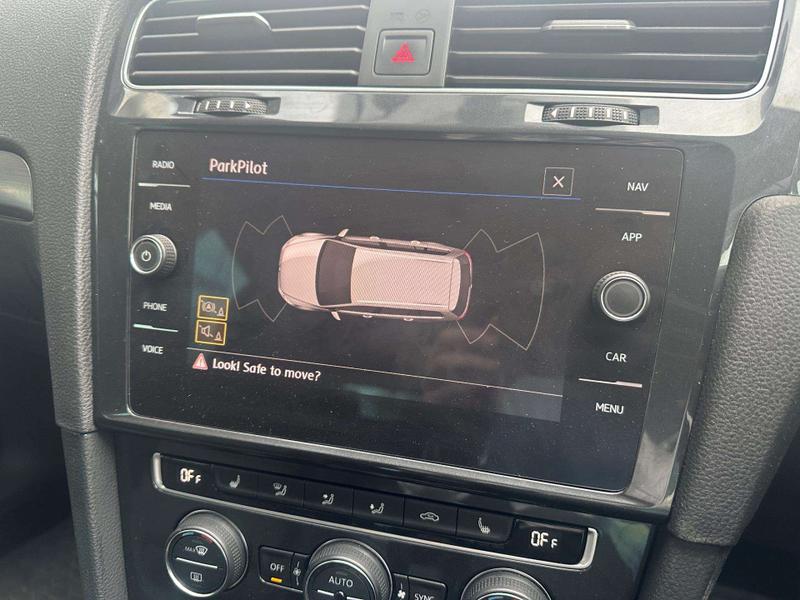 Used Volkswagen Golf 2019 for sale - 75766959: Photo 32