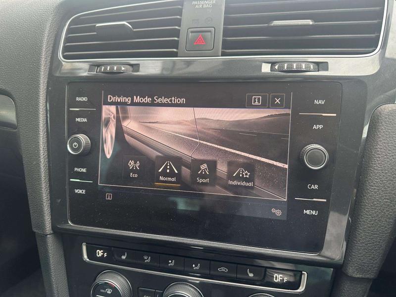 Used Volkswagen Golf 2019 for sale - 75766959: Photo 35
