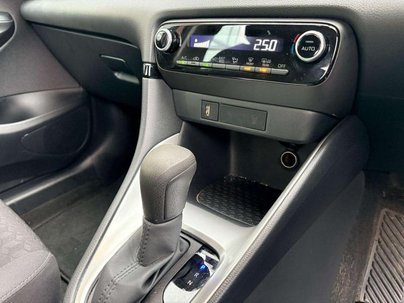 Used Toyota Yaris 2023 for sale - 76931384: Photo 36