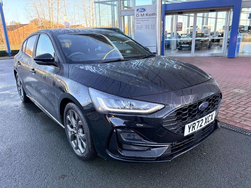 Used Ford Focus 2022 for sale - 76767105: Photo 1