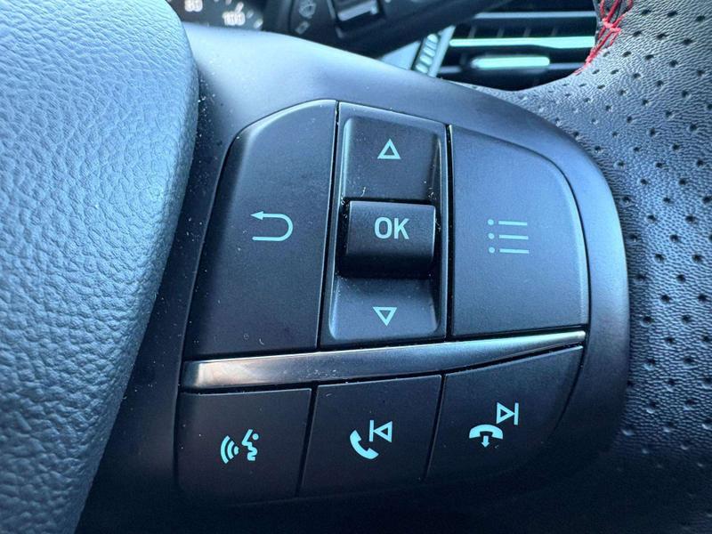 Used Ford Focus 2022 for sale - 76767105: Photo 24