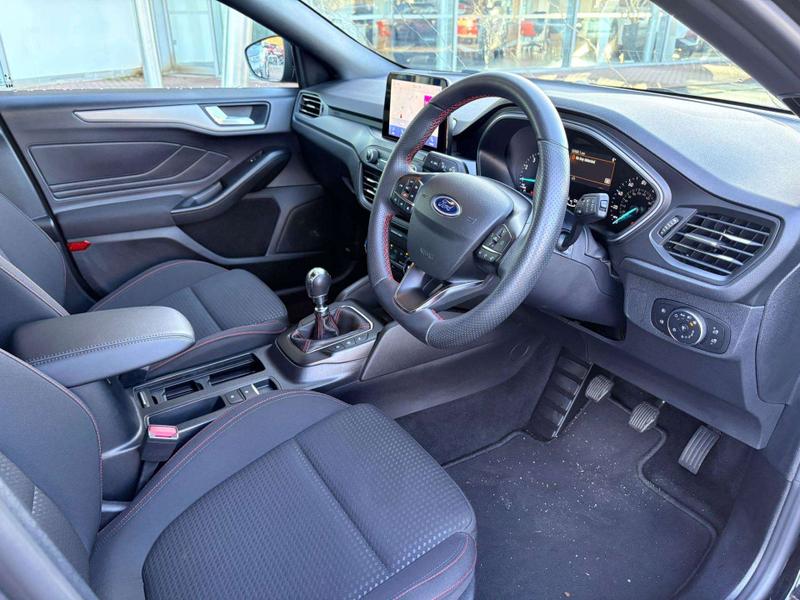 Used Ford Focus 2022 for sale - 76767105: Photo 31