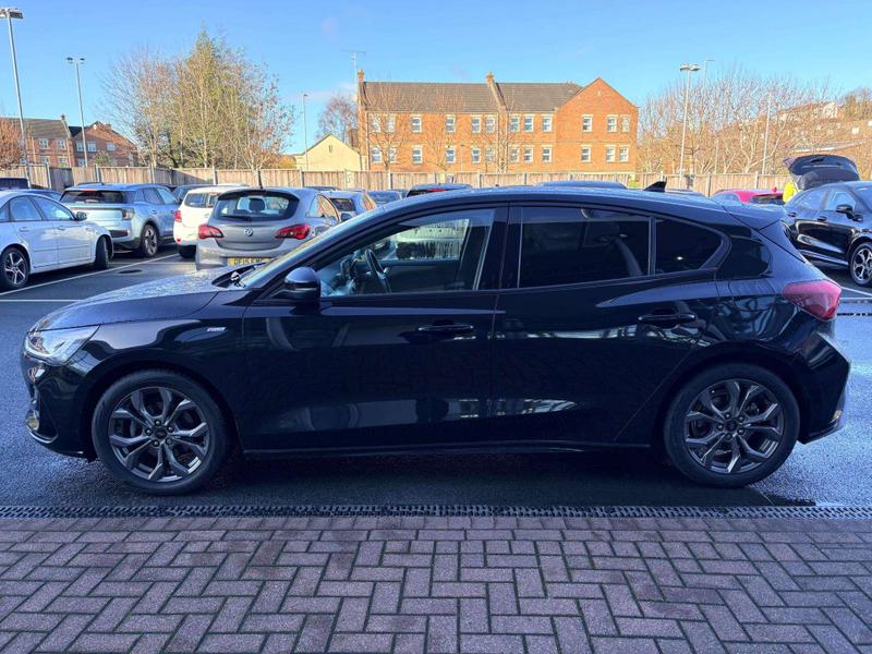 Used Ford Focus 2022 for sale - 76767105: Photo 5