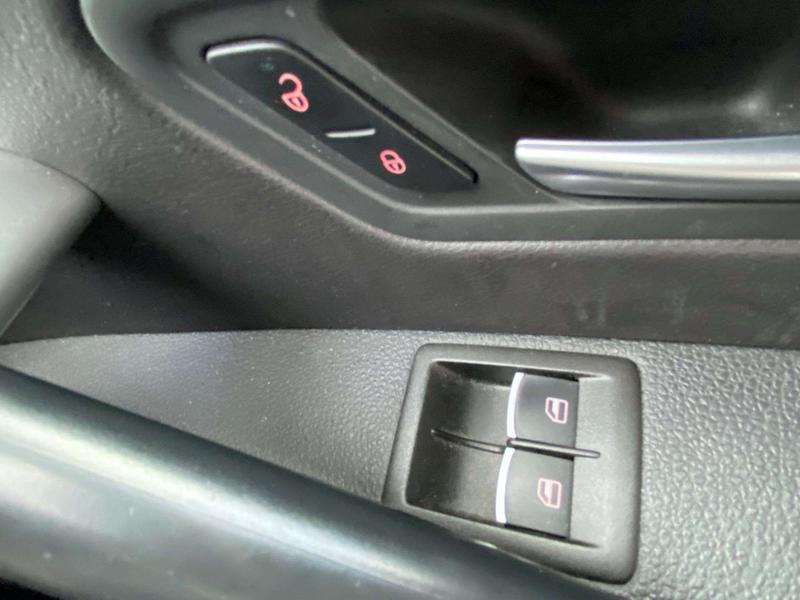 Used Volkswagen Scirocco 2017 for sale - 76703107: Photo 24