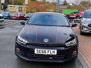 Used Volkswagen Scirocco 2017 for sale - 76703107: Photo