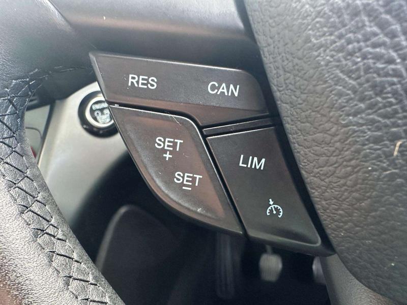 Used Ford Kuga 2017 for sale - 75730852: Photo 27