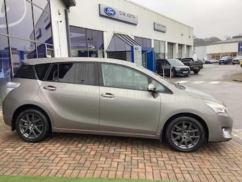 Used Toyota Verso 2015 for sale - 78424622: Photo