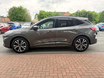 Used Ford Kuga 2021 for sale - 77989083: Photo