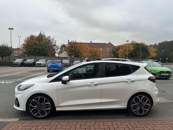 Used Ford Fiesta 2022 for sale - 76028102: Photo