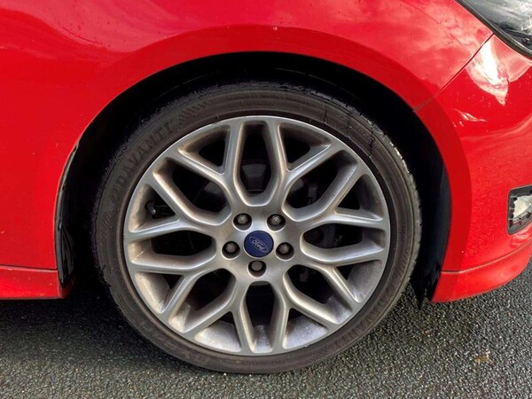 Used Ford Focus 2014 for sale - 76296780: Photo 10