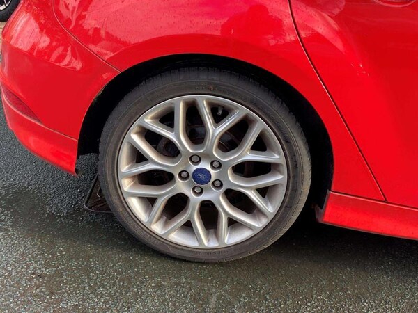 Used Ford Focus 2014 for sale - 76296780: Photo 11