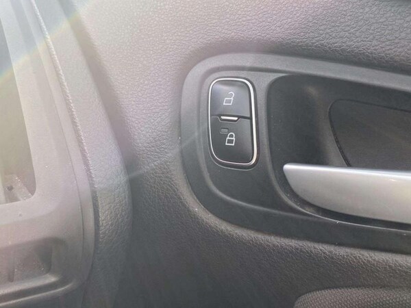 Used Ford Focus 2014 for sale - 76296780: Photo 19