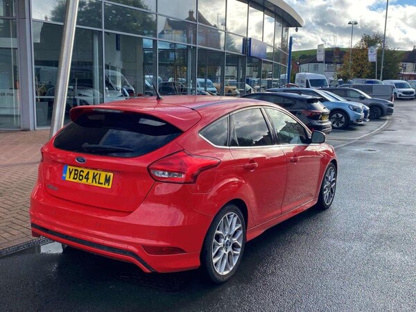Used Ford Focus 2014 for sale - 76296780: Photo 5