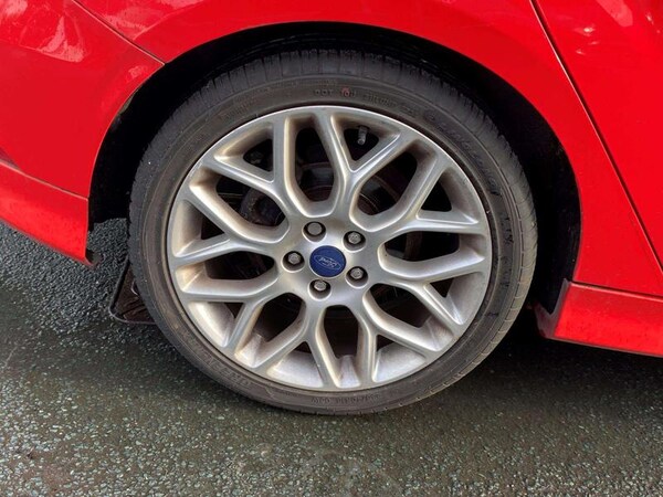 Used Ford Focus 2014 for sale - 76296780: Photo 8