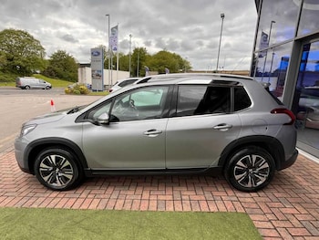 Used Peugeot 2008 2018 for sale - 79076952: Photo