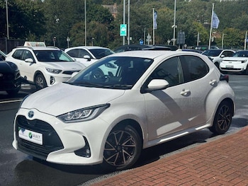 Used Toyota Yaris 2022 for sale - 75767051: Photo