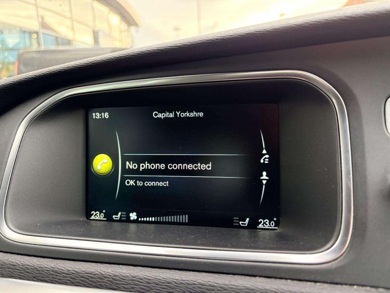 Used Volvo V40 2015 for sale - 77063888: Photo 32