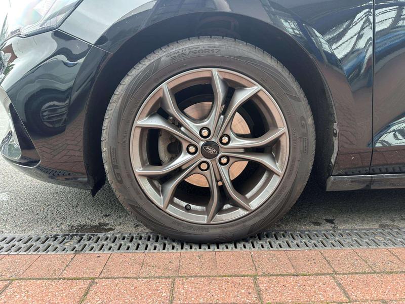 Used Ford Focus 2020 for sale - 76350442: Photo 11