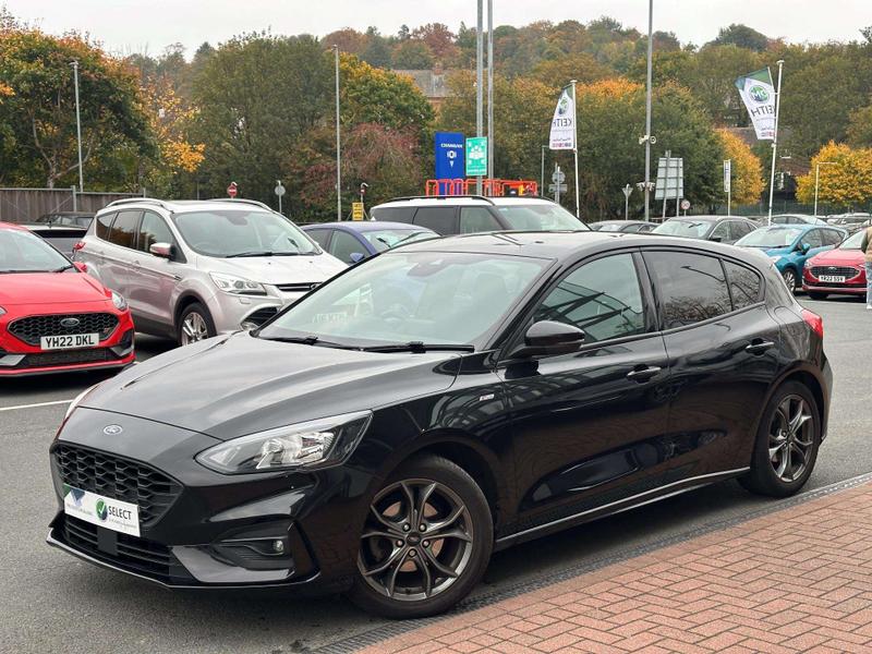 Used Ford Focus 2020 for sale - 76350442: Photo 3
