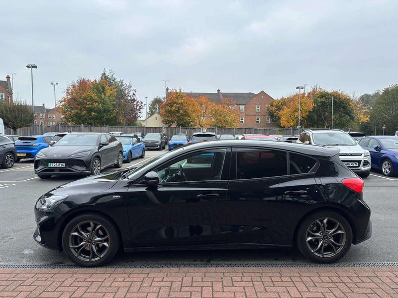 Used Ford Focus 2020 for sale - 76350442: Photo 4