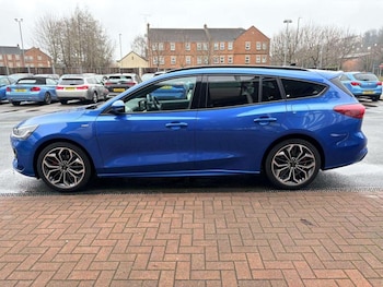 Used Ford Focus 2023 for sale - 77335980: Photo