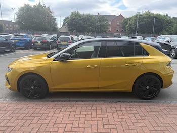 Used Vauxhall Astra 2023 for sale - 79102586: Photo