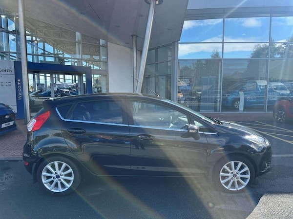 Used Ford Fiesta 2015 for sale - 76079818: Photo 8