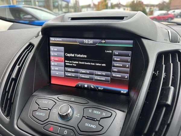 Used Ford Kuga 2016 for sale - 76302701: Photo 31