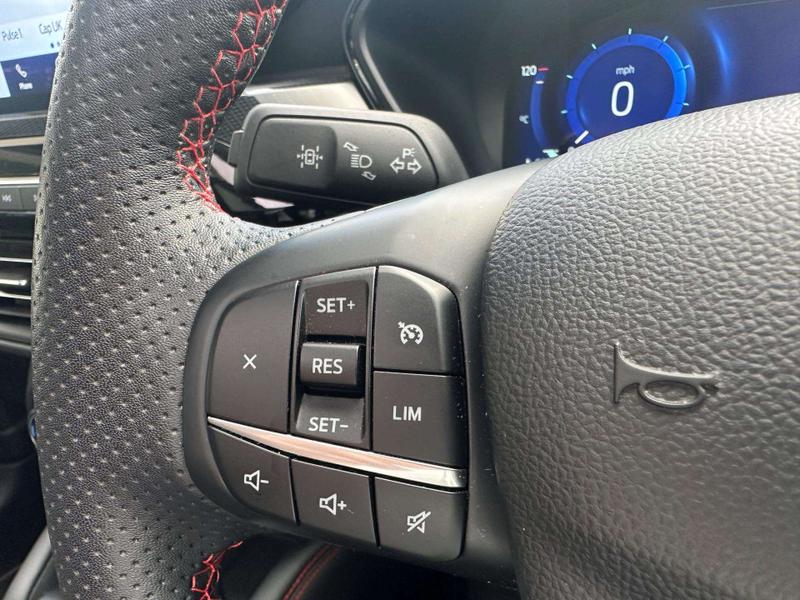 Used Ford Kuga 2023 for sale - 75718190: Photo 25