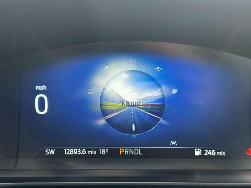 Used Ford Kuga 2023 for sale - 75718190: Photo 35